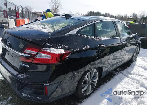 2018 Honda Clarity Plug-In Hybrid из США, поврежденный, VIN JHMZC5F13JC007440